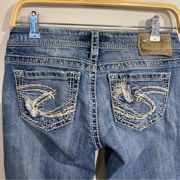 Silver Tuesday Jeans distressed with under lace size 28/33 - Picture 4 of 11